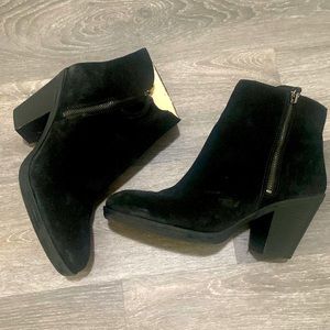 Awesome suede ankle boots!